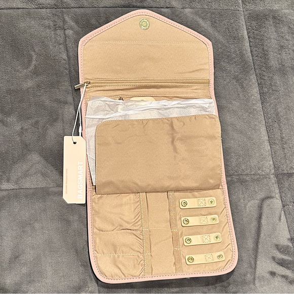NWT BAGSMART Travel Jewelry Organizer Medium Soft pink - Picture 7 of 8